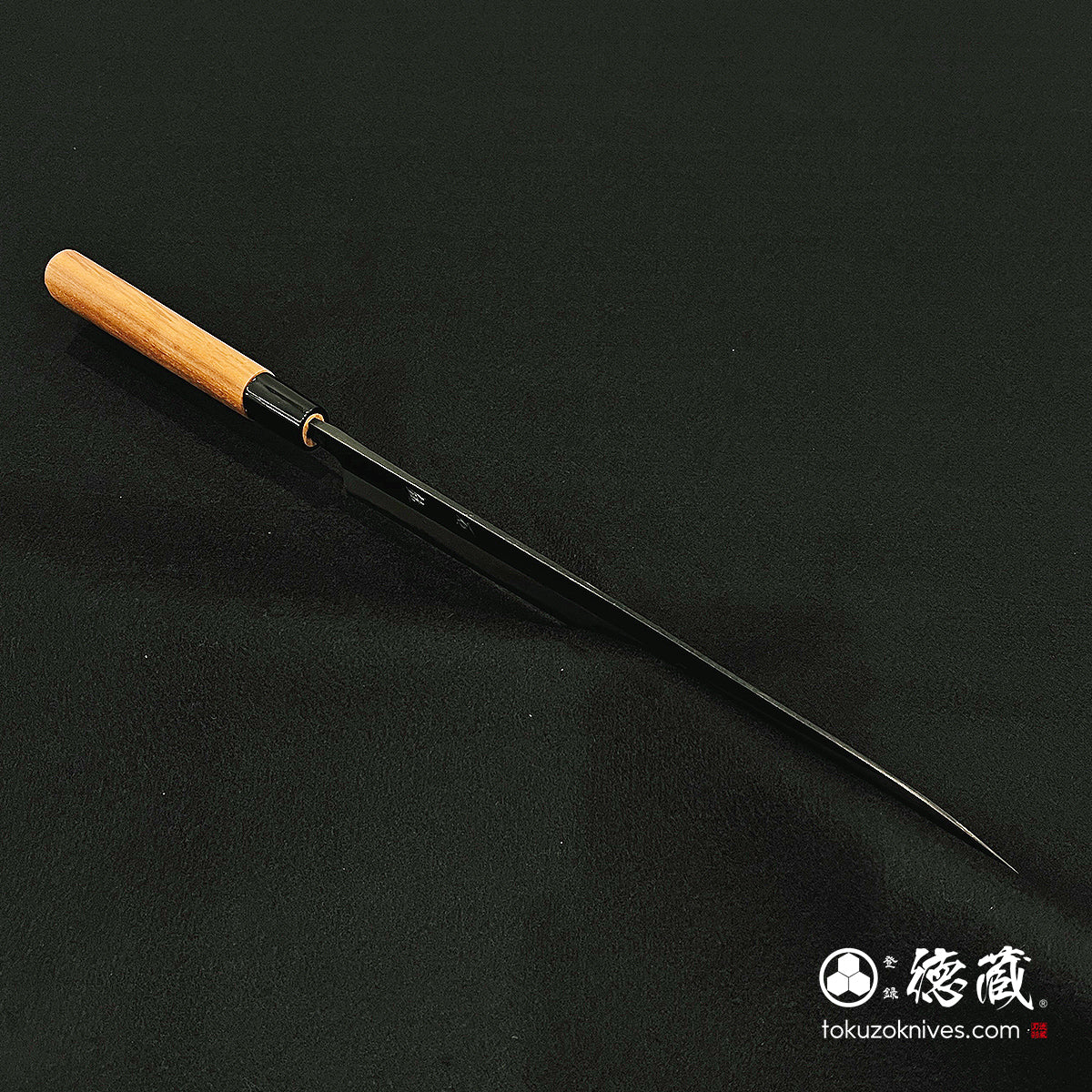 青二　黒打仕上　筋引包丁　胡桃柄
