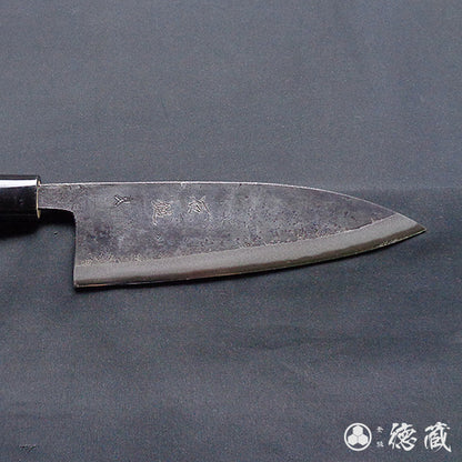 青二　黒打仕上　厚出刃包丁　胡桃柄