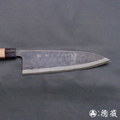 青二　黒打仕上　出刃包丁　クルミ柄